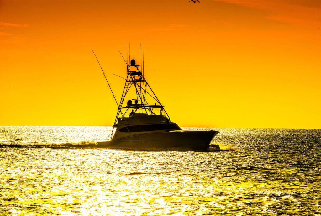 Cruise bij zonsondergang op een catamaran (walkabout-50ft Voyage Yacht) in Nungwi Bay