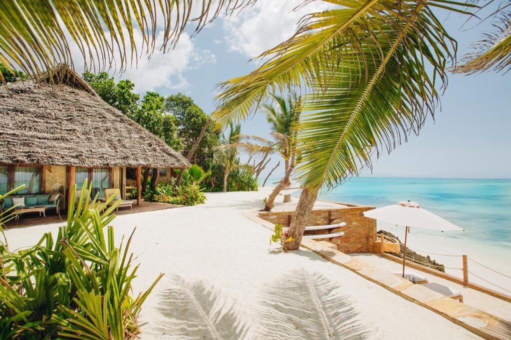 Strand en resort Tulia op Zanzibar
