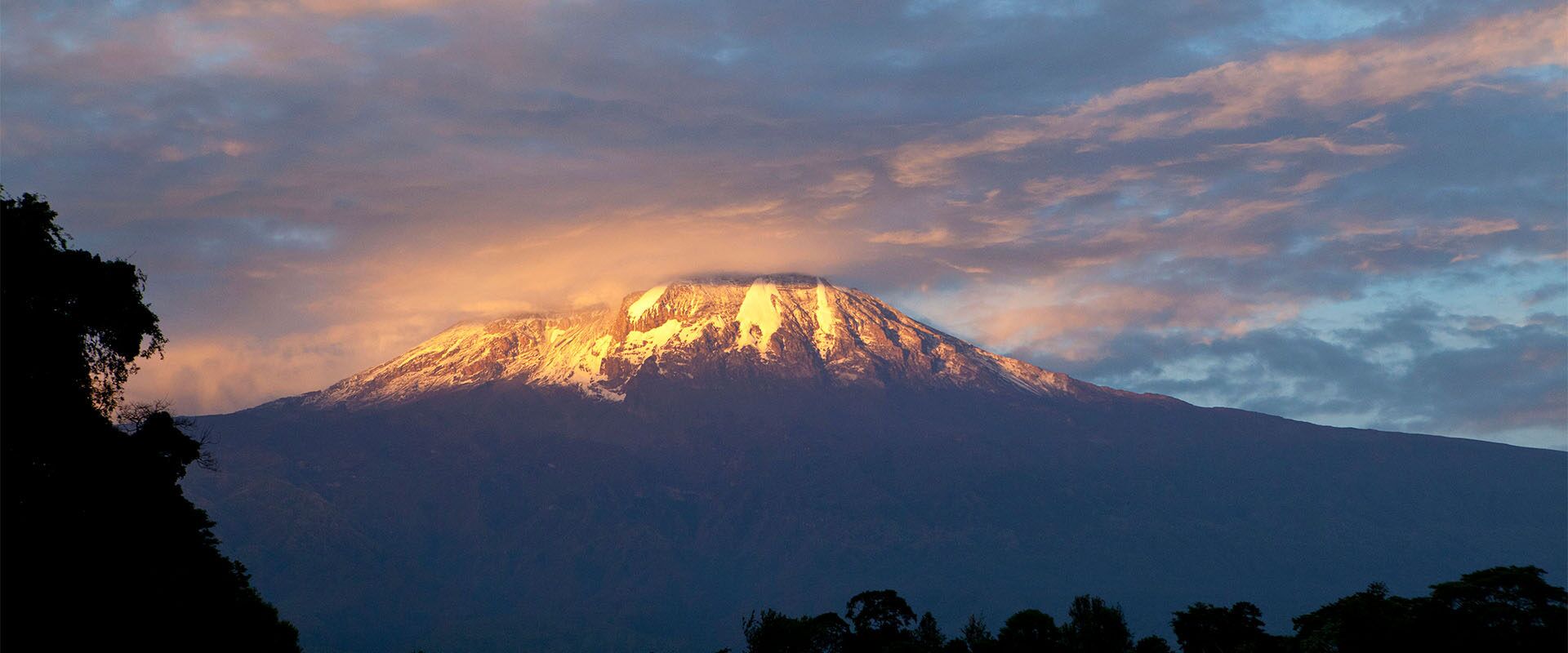 Uitzicht op de Kilimanjaro tijdens de Northern Circuit wandeling